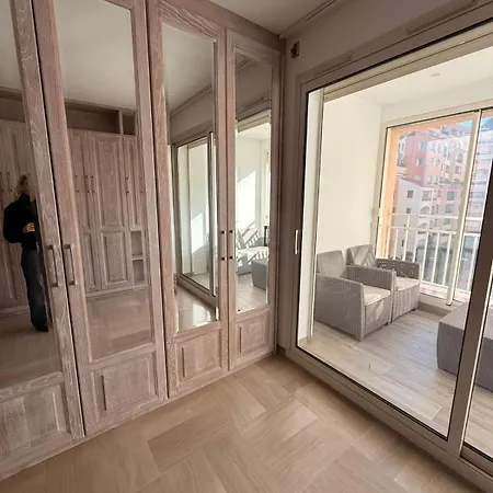 Luxury Retreat In With Rare Private Parking, Pool, Ac And Wifi Monte-Carlo